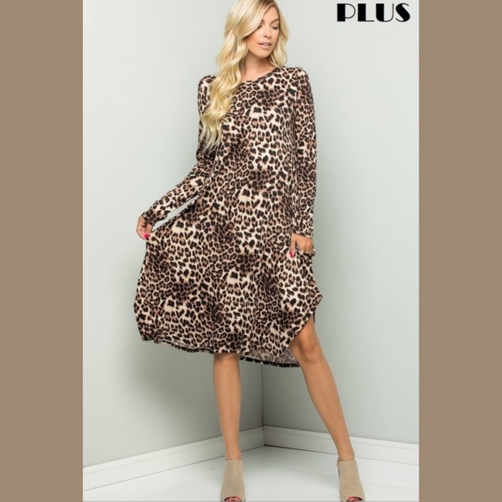 Restocked ❤️ Leopard Print Midi Dress w Pockets